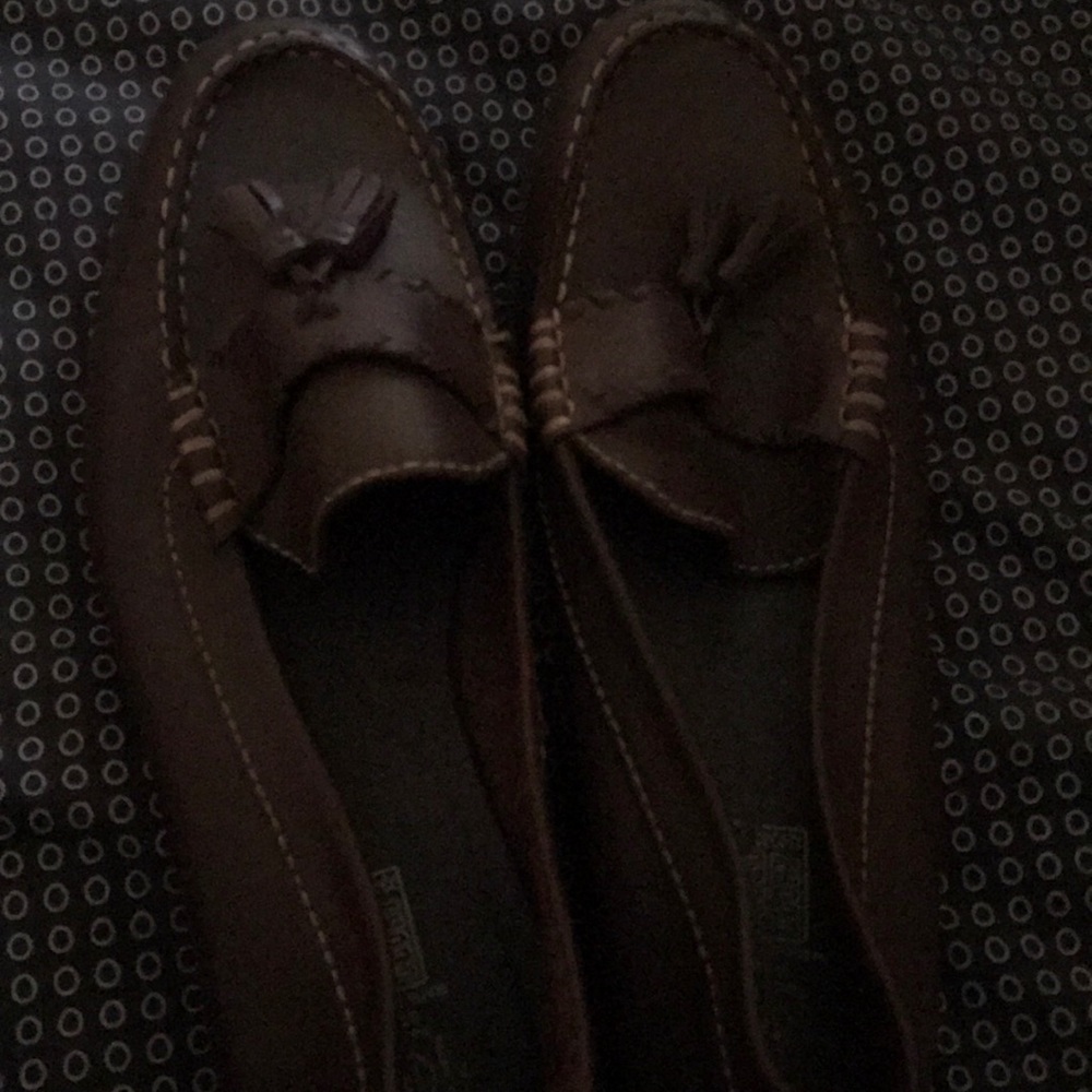 Dress shoes